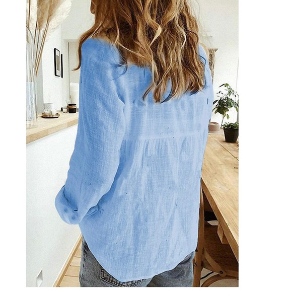 Blue Button down shirt in a Sky blue crinkle fabric long cuffed sleeves Size M - Picture 3 of 6